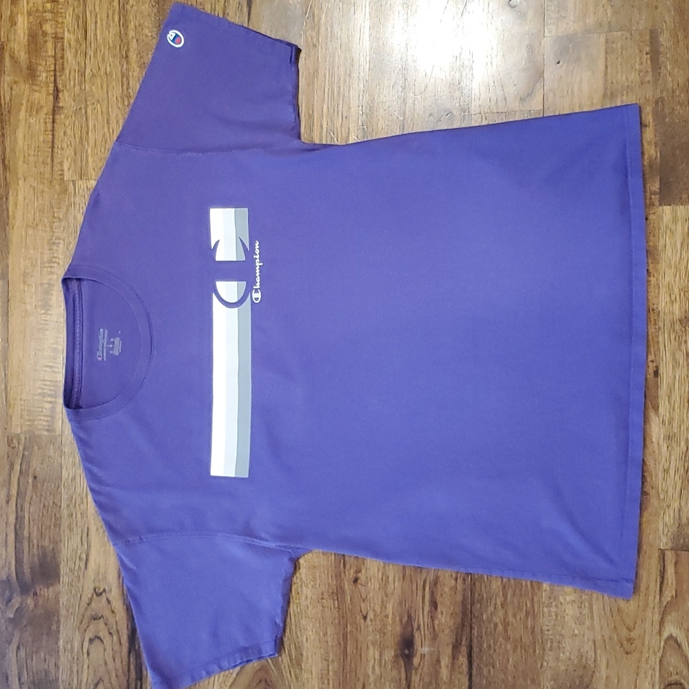 Mens Champion purple logo short sleeve t-shirt size L
